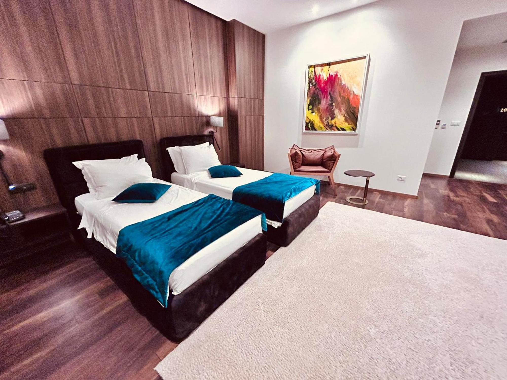 Premium Park Hotel Prizren Exterior foto